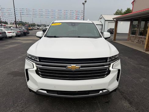 Used 2022 Chevrolet Tahoe LT w/ Luxury Package AWD/4WD image 12