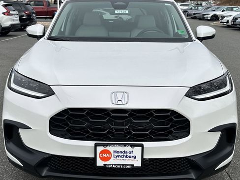 New 2026 Honda HR-V LX image 8