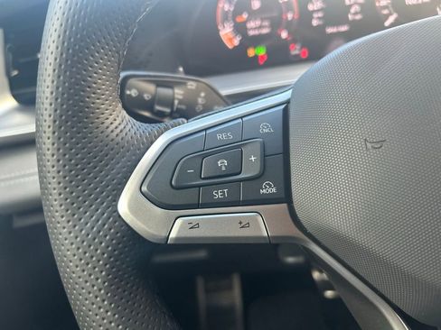 New 2026 Volkswagen Tiguan SE R-Line FWD image 20