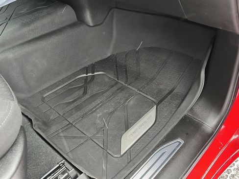 Used 2023 Chevrolet Silverado 1500 LT image 35