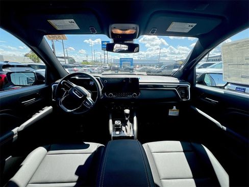 New 2025 GMC Canyon Elevation w/ Convenience Package image 18