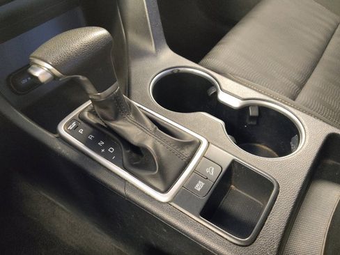 Used 2021 Kia Sportage LX FWD image 26