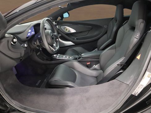 Used 2023 McLaren GT image 6