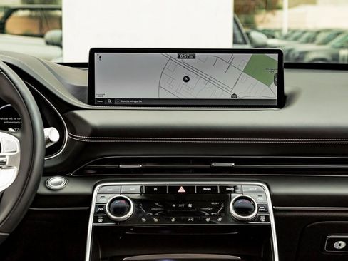 Used 2024 Genesis GV80 3.5T w/ Prestige Package image 17