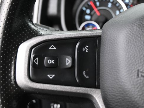 Used 2024 RAM 2500 Tradesman w/ Chrome Appearance Group image 17