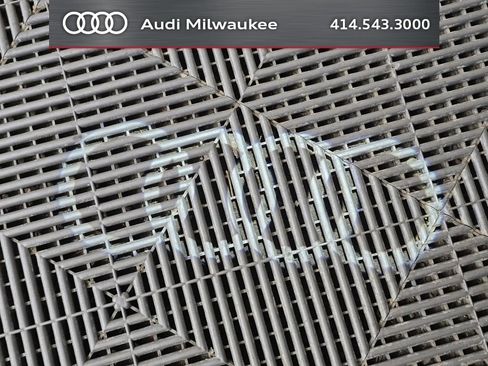 Used 2023 Audi Q5 2.0T Premium Plus w/ Premium Plus Package AWD/4WD image 16