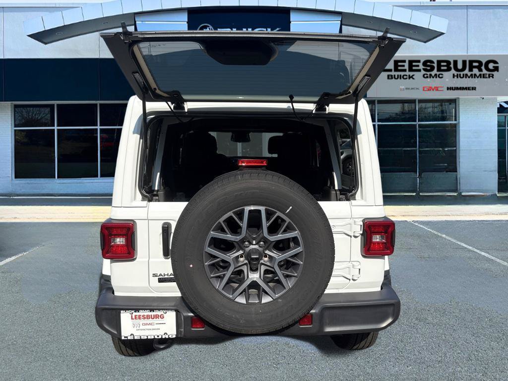 Used 2026 Jeep Wrangler Unlimited Sahara AWD/4WD image 54