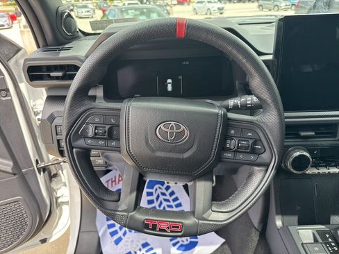 Used 2025 Toyota 4Runner TRD Pro AWD/4WD image 29