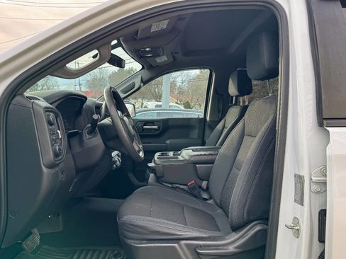 Used 2019 Chevrolet Silverado 1500 Custom Trail Boss w/ Custom Convenience Package image 24