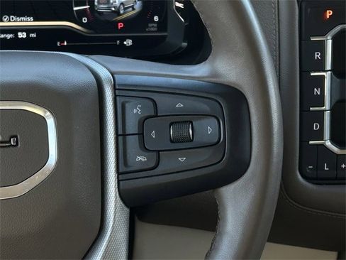 Used 2023 GMC Yukon XL Denali image 16