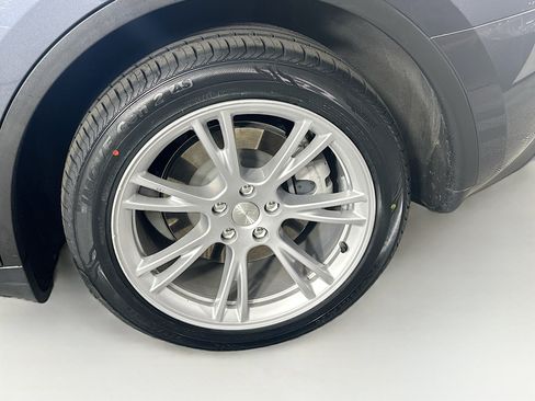 Used 2023 Tesla Model Y Long Range AWD/4WD image 11