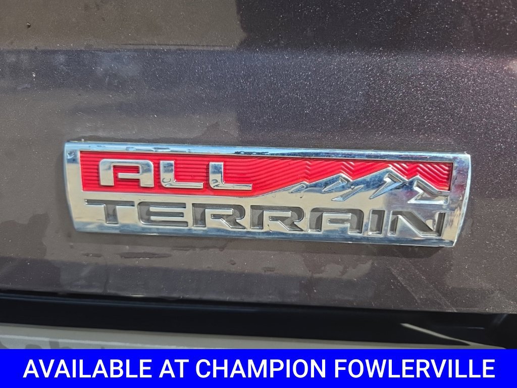 Used 2014 GMC Sierra 1500 SLT w/ All-Terrain Package AWD/4WD image 4