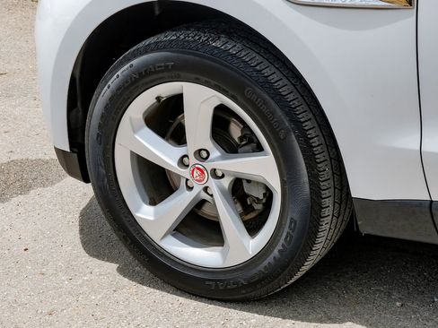 Used 2019 Jaguar F-PACE Premium AWD/4WD image 62