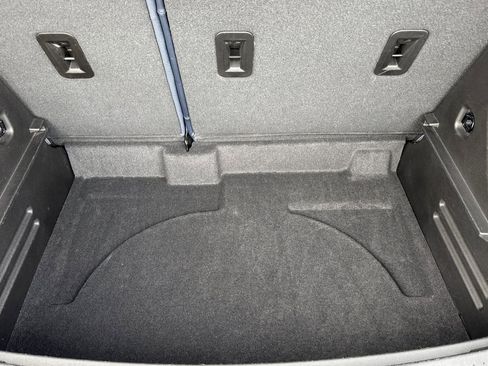 Used 2022 Chevrolet Bolt EUV Premier w/ Super Cruise Package image 15