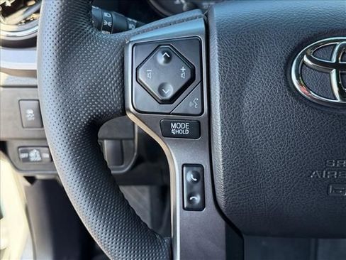 Used 2021 Toyota Tacoma TRD Sport w/ Technology Package AWD/4WD image 17