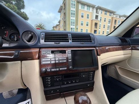 Used 2001 BMW 740iL RWD image 62