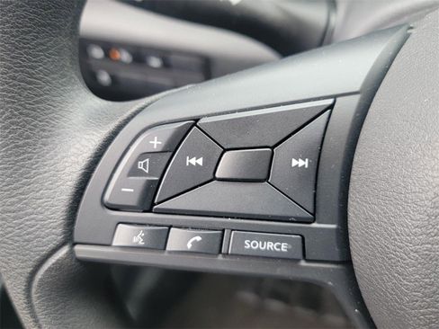 Used 2023 Nissan Versa SV image 18