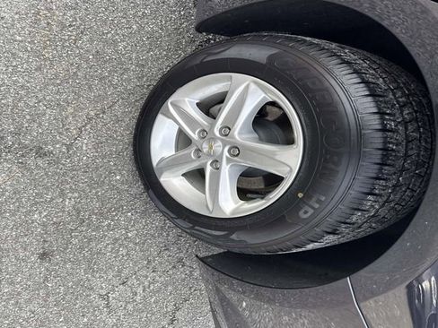 Used 2023 Chevrolet Malibu LT image 17