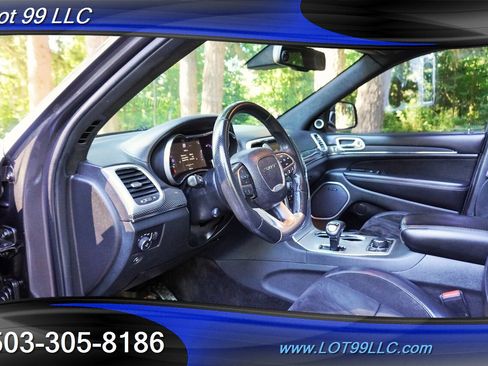 Used 2015 Jeep Grand Cherokee SRT w/ Luxury Group II AWD/4WD image 12