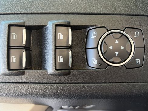 Used 2020 Ford F150 Lariat RWD image 26