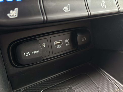 Used 2020 Hyundai Santa Fe Limited AWD/4WD image 34