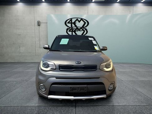 Used 2019 Kia Soul + w/ Primo Package FWD image 9