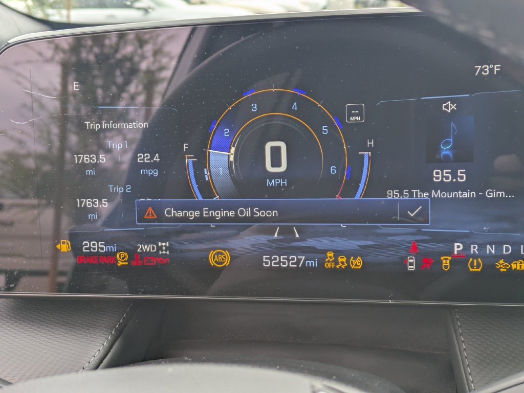 Used 2025 Chevrolet Equinox LT w/ Convenience Package II AWD/4WD image 9
