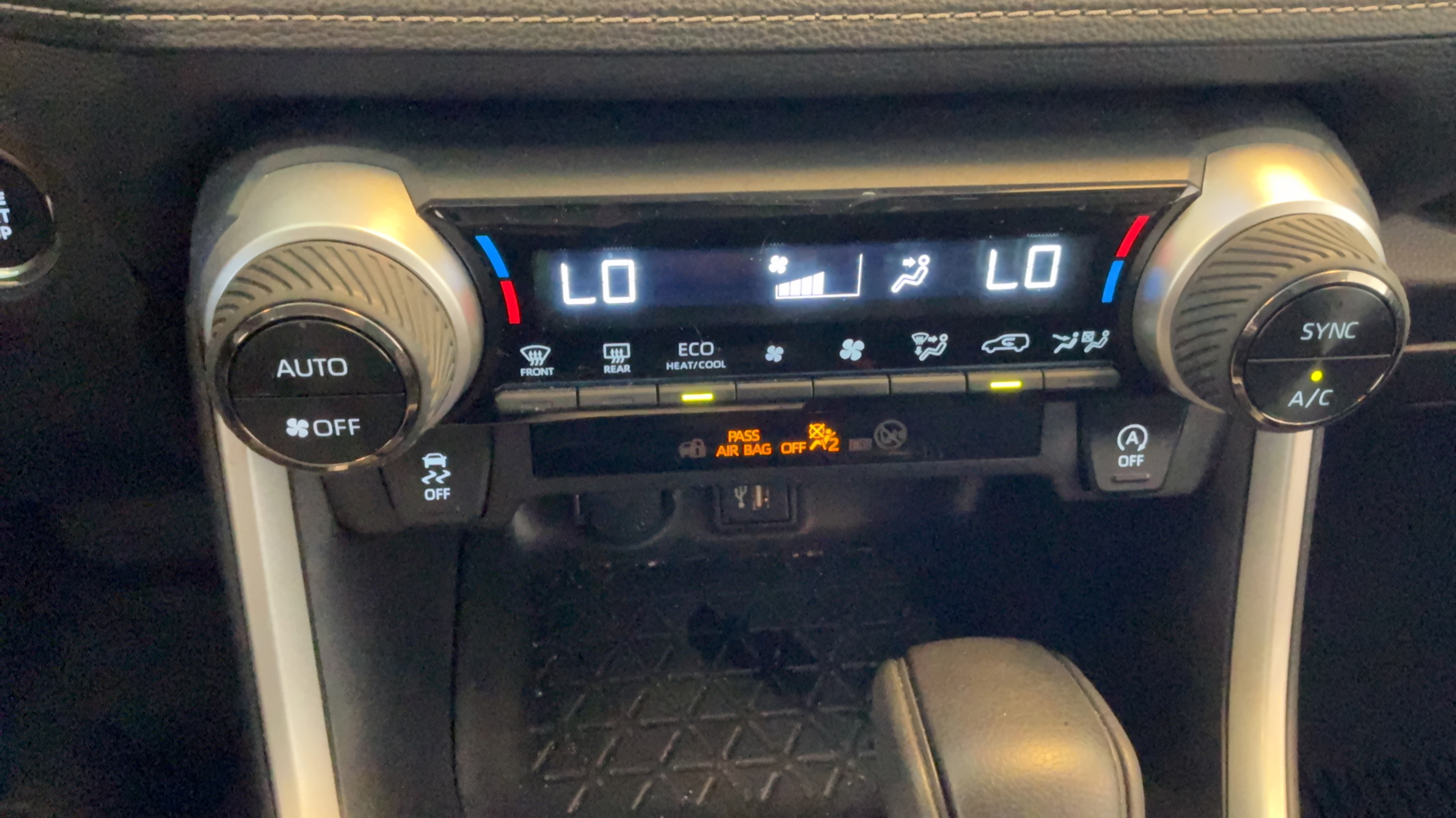 Certified 2024 Toyota RAV4 XLE FWD image 14