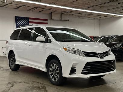 Used 2020 Toyota Sienna LE