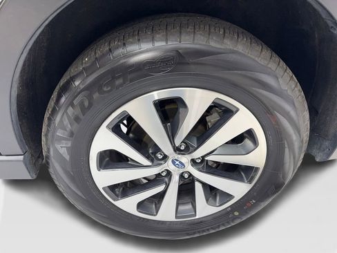Used 2025 Subaru Outback Premium AWD/4WD image 76