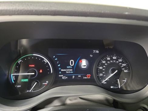 New 2026 Toyota Sienna XLE image 17