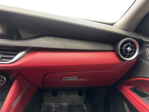 Used 2021 Alfa Romeo Stelvio Sprint w/ Nero Edizione image 57