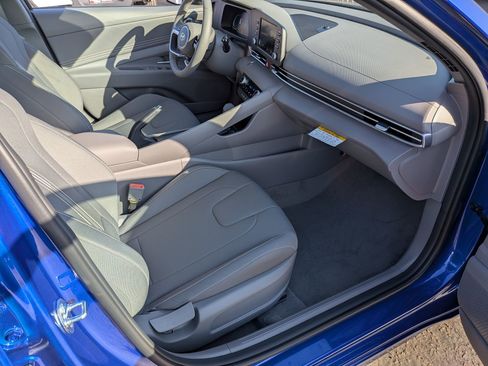 New 2026 Hyundai Elantra Sport image 23