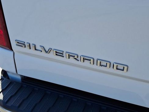 Used 2021 Chevrolet Silverado 2500 LT w/ Convenience Package AWD/4WD image 24