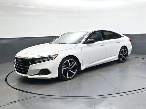 Used 2022 Honda Accord Sport image 10