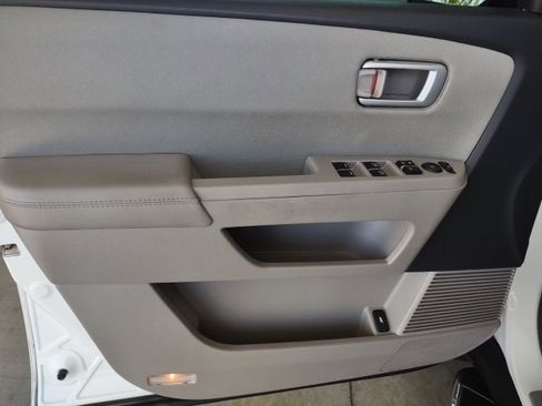 Used 2013 Honda Pilot EX image 16