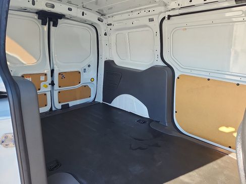 Used 2021 Ford Transit Connect XL image 26