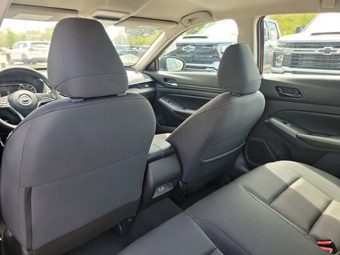 Used 2024 Nissan Altima 2.5 SV FWD image 9