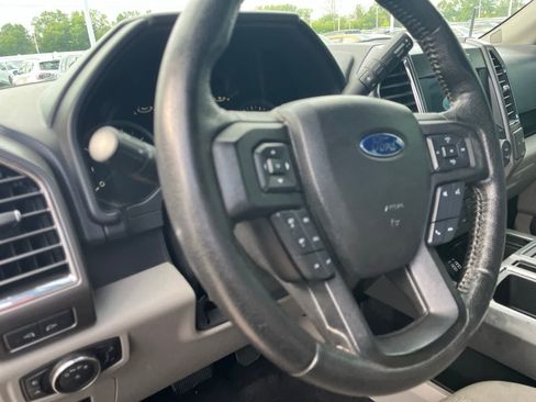 Used 2016 Ford F150 XLT w/ Equipment Group 302A Luxury AWD/4WD image 26