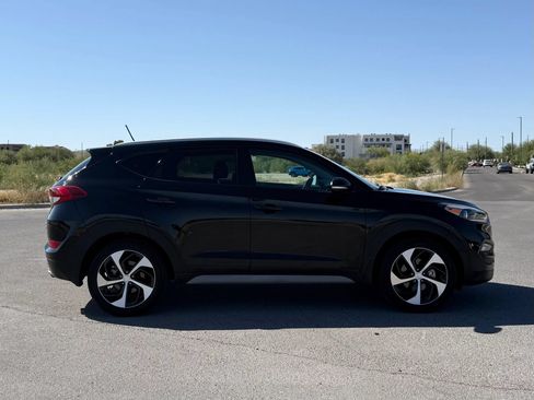 Used 2017 Hyundai Tucson Sport AWD/4WD image 6