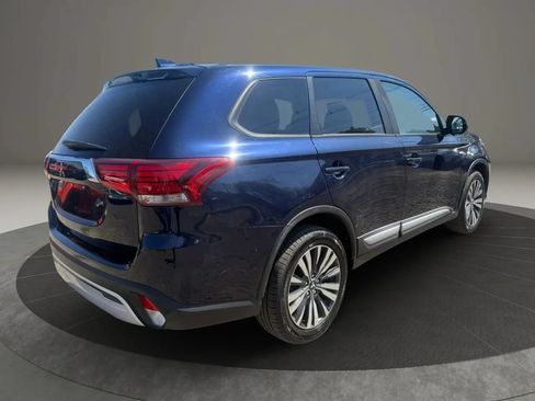 Used 2020 Mitsubishi Outlander ES AWD/4WD image 5