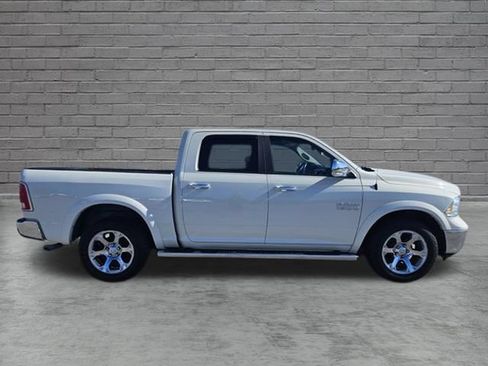 Used 2016 RAM 1500 Laramie w/ Convenience Group AWD/4WD image 6