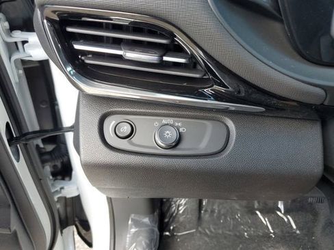 New 2026 Buick Envista Sport Touring w/ Convenience I Package FWD image 28