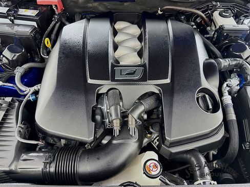 Used 2025 Lexus IS 500 RWD image 38