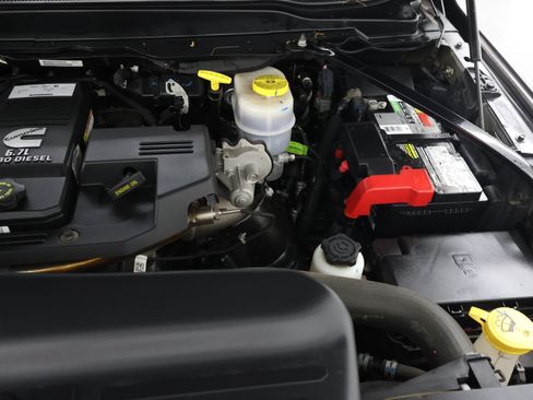 Used 2019 RAM 3500 Laramie AWD/4WD image 16