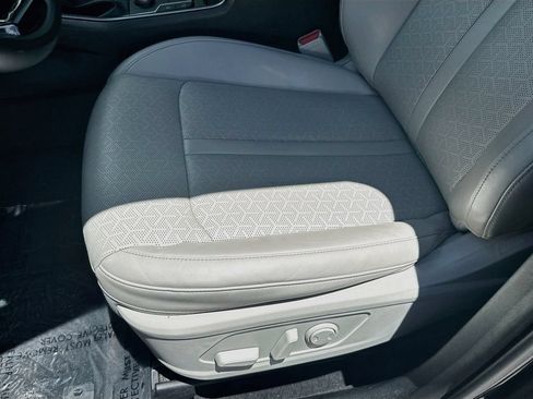 Used 2022 Kia Sorento S FWD image 20