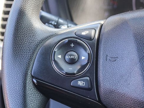 Used 2019 Honda HR-V EX image 29
