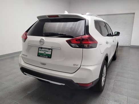 Used 2020 Nissan Rogue SV FWD image 7