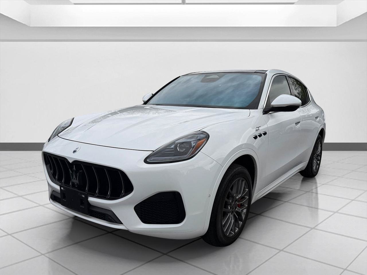 Used 2023 Maserati Grecale GT AWD/4WD image 9