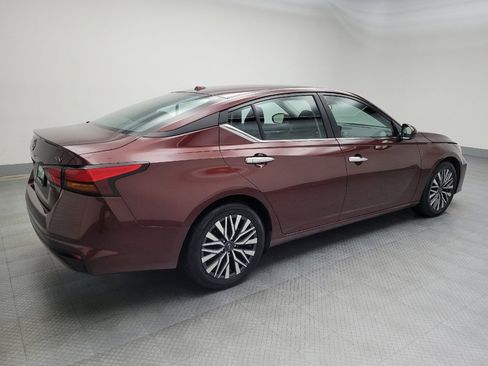Used 2023 Nissan Altima 2.5 SV image 10